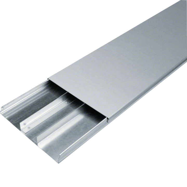 Hager UK240283 pogrindinis kanalas 240 x 28 mm 3-angas