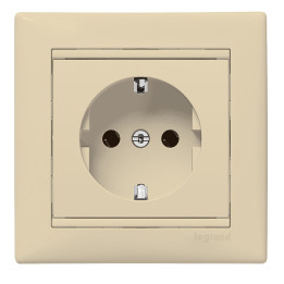 PRIZAS 2P+T SCHUKO A VOLET