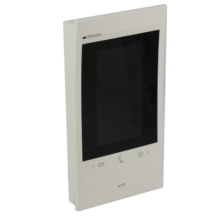 Bticino Classe 300EOS Wi-Fi с Alexa