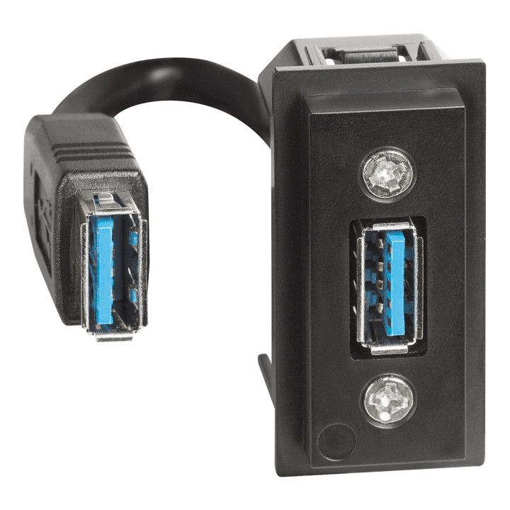Valmiiksi kytketty tyypin A USB-liitin