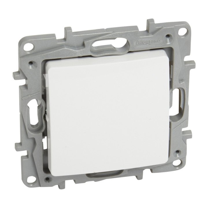 Intermediate switch Niloe - 10 AX - 250 V - automatic terminals - white