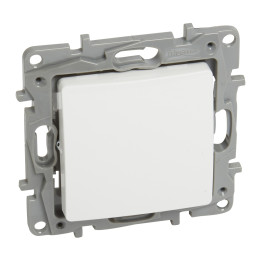 One-way switch Niloe - 1-gang - 10 AX - 250 V - automatic terminals - white