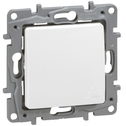 ILLUM. PUSH-BUT. 6A IP44 WHITE