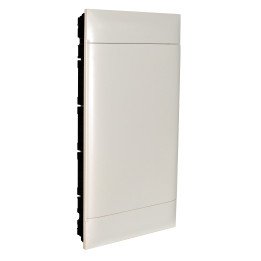 Legrand Practibox S 4x18 встроенный белый PE+N IP40