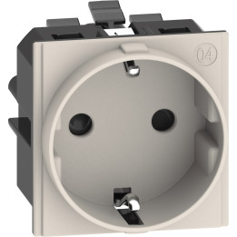 Saksa standardne pistikupesa 2 P+E 16 A 250 V