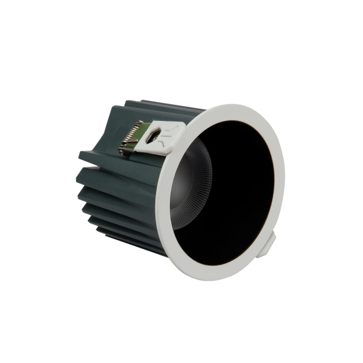 LED-allvalgusti RGB+CCT IP54 FUT079