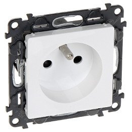 LEGRAND LE-753184 Valena Life viedais sienas slēdzis 230V 16A