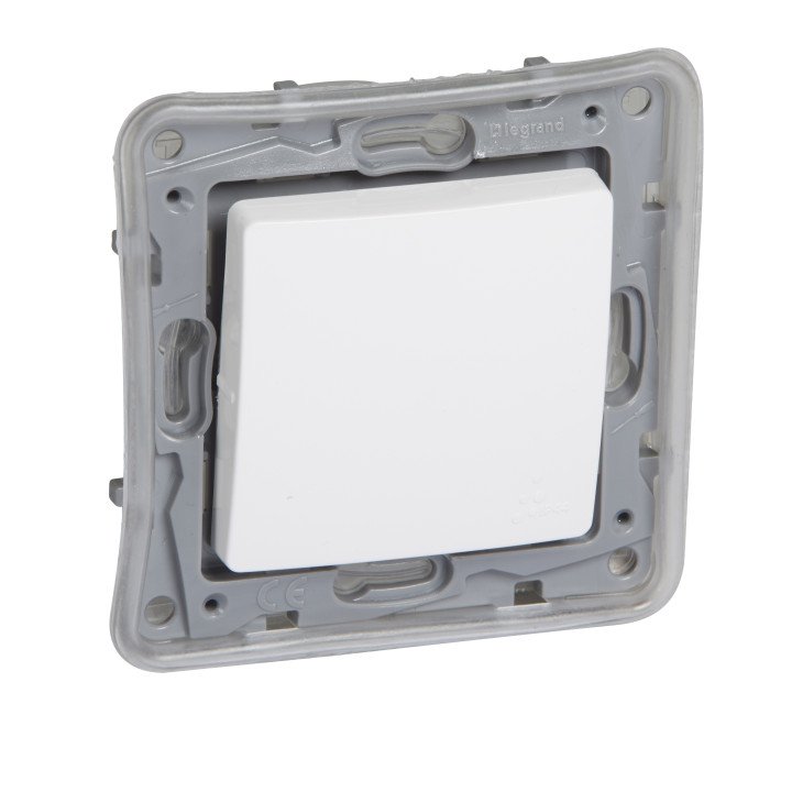 Legrand Niloe переключатель 1-местный IP44 10A белый