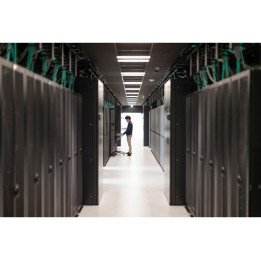 HPE Aruba Networking AP-ANT-MNT-U universaalne AZ/EL reguleeritav antennivarda/seinakinnituskomplekt