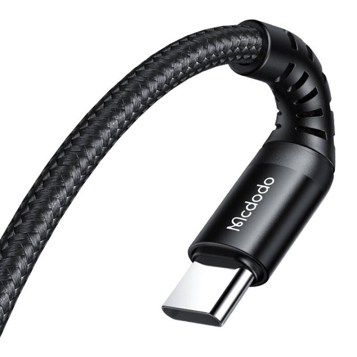 Mcdodo CA-5641 Кабель USB-C — USB-C, 60 Вт, 1 м (черный)